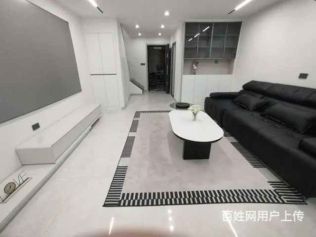 天河南路 挑高层复式 电梯房15楼精装修 - 图片 2