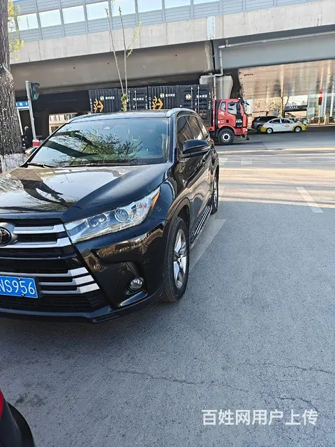 丰田 汉兰达 2019款 2.0T 手自一体 四驱豪华版7座 - 图片 1