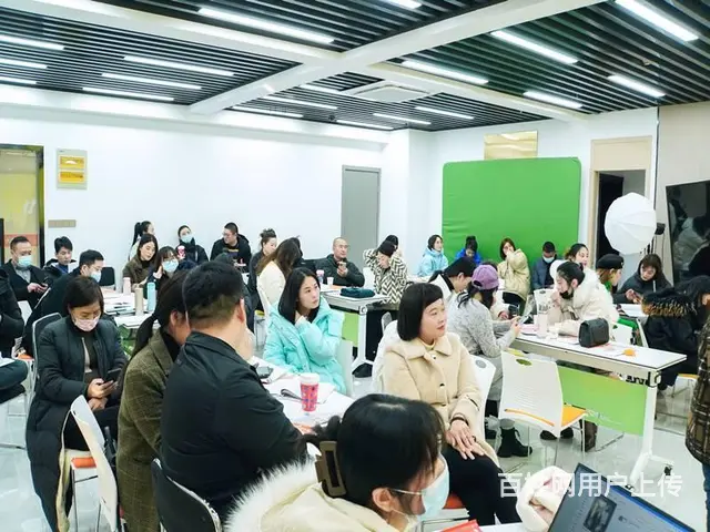 抖y播放流量上不去怎么办？直播运营内容是什么？ - 图片 2