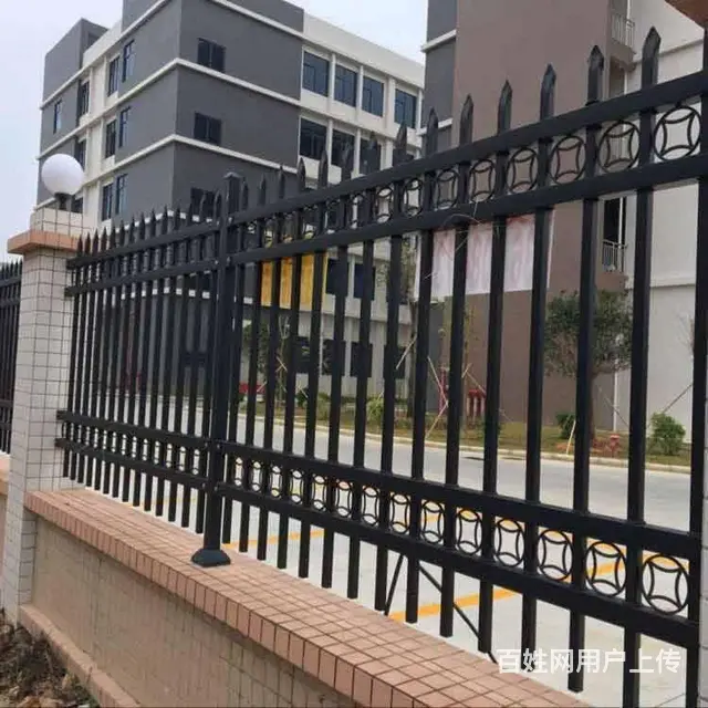 锌钢护栏图片 广州小区围墙栏杆高度 - 图片 1