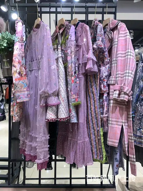 高档时尚品牌女装大牌尾货走份批发货源 我爱露露 - 图片 8