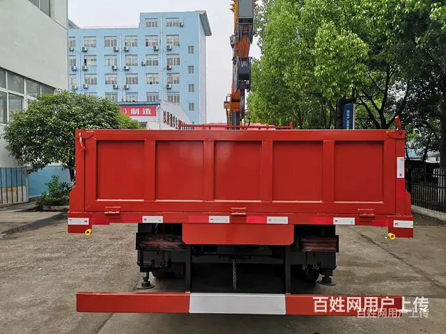 蓝牌重汽豪曼5吨随车吊 哪里价格低 - 图片 12