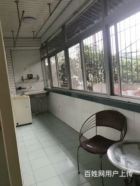 两室两厅出租领包入住，交通便利， - 图片 7