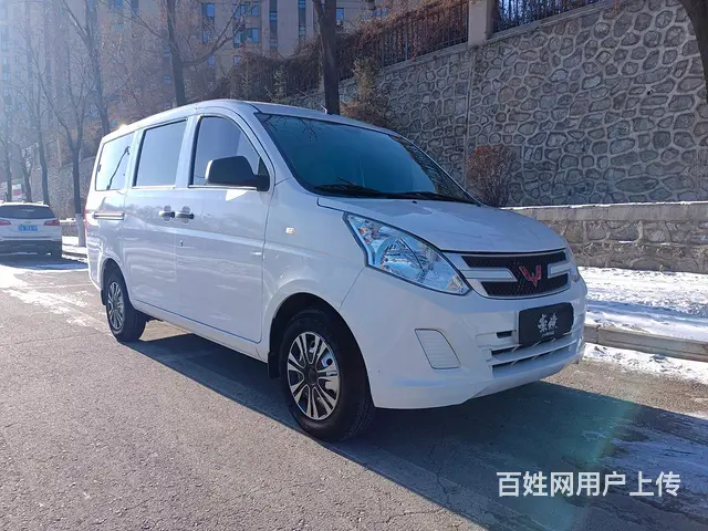 2018年5座五菱荣光V - 图片 1