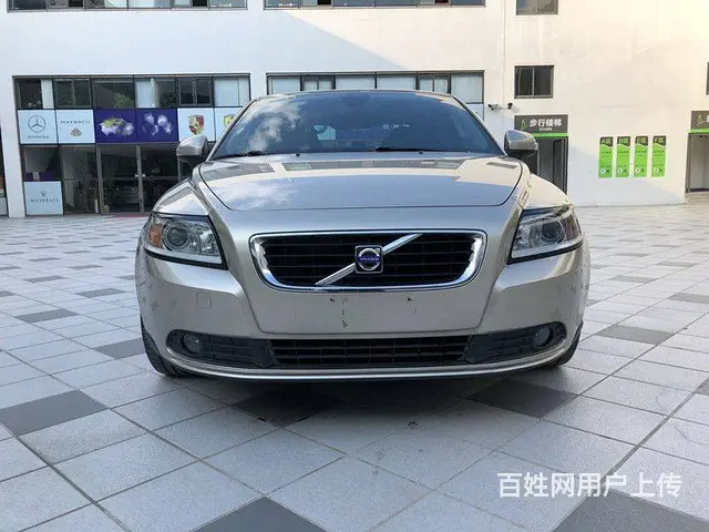沃尔沃S40 2010款 2.0 双离合 智尊版 - 图片 1