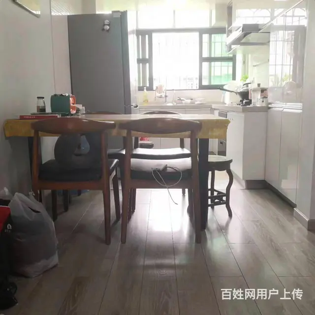 新香洲 富康花园 小区中间 南北通3房 装修好 九十二小 急 - 图片 1