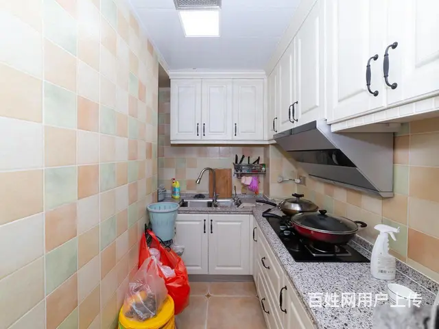 世茂三期精装三朝南，送一百五十平大露台。看房方便 - 图片 4