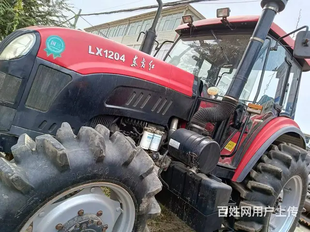 东方红1204拖拉机，车况原版，喜欢的老铁赶紧下手 - 图片 1