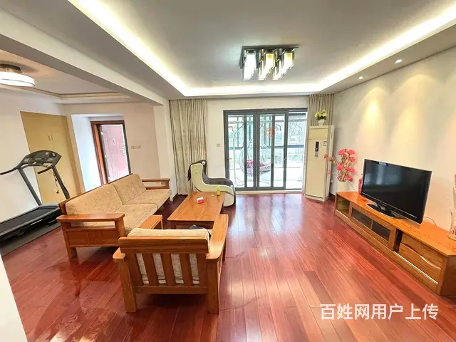 三香路 新港名仕花园 精装大三房 两卫 一楼带院子 押一付一 - 图片 1