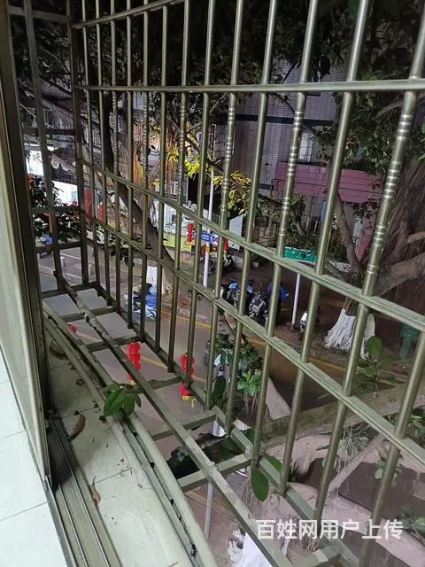 出租泰和花园一房一厅，全套家具，家电要的速度 - 图片 1