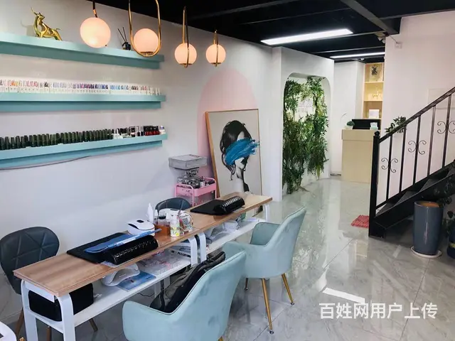 万科魅力城轻奢风美甲美容店转让 - 图片 4