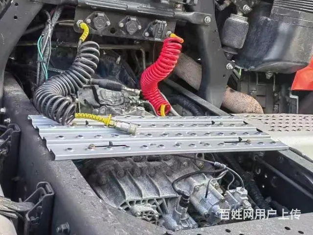 悍威 半挂车 国5车况原版包提挡可分期430马力 - 图片 6