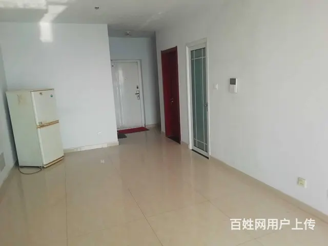 安联风度柏林 普通住宅2厅 中等装修 - 图片 1