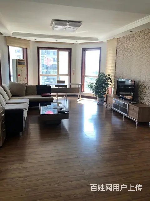 精装 双南卧北客厅 三室两卫 预约看房 - 图片 1