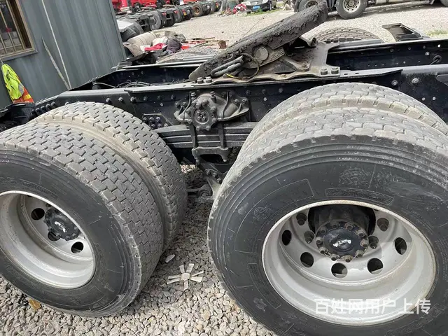 20年二手红岩杰狮牵引车 430马力 双驱 国五 - 图片 4