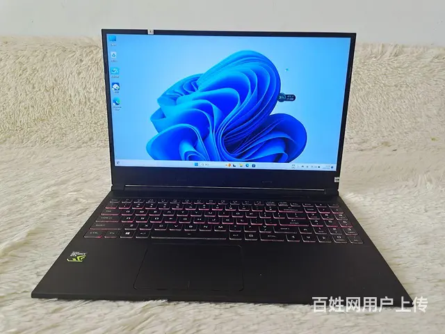 15寸窄边框神舟战神i7八代 GTX1050ti - 图片 1