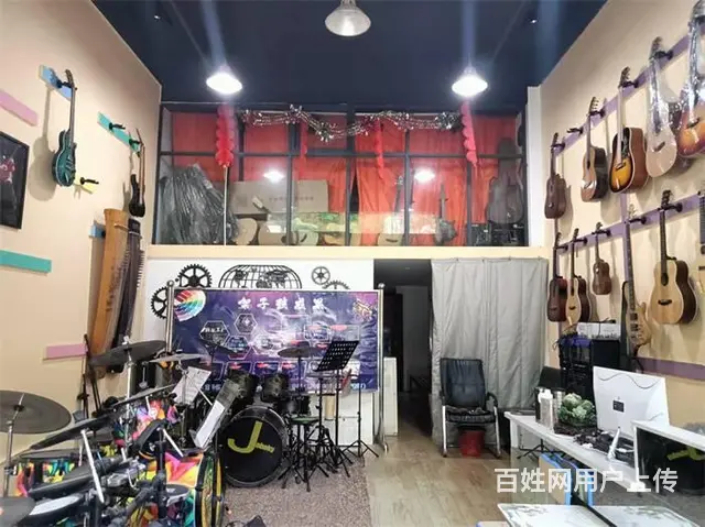 【同城搜铺网】  南外升华广场附70平旺铺转租（一二楼格 - 图片 1