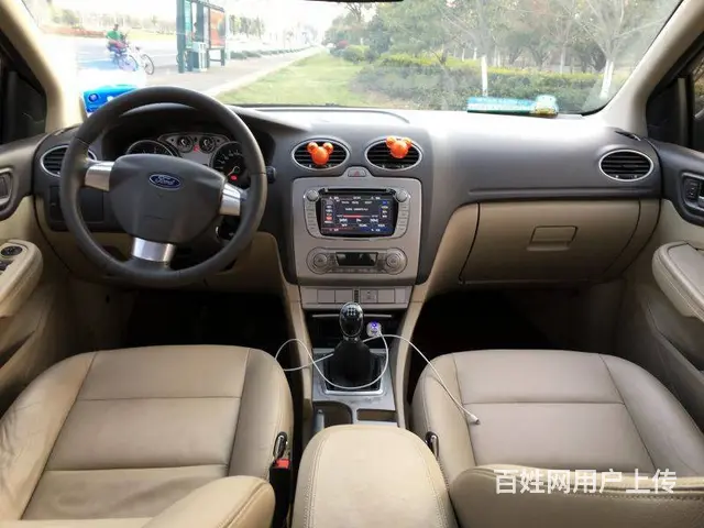 福特 福克斯 2013款 经典福克斯-两厢 1.8 - 图片 2