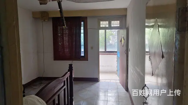 云盘一村 2楼 78平米 老装修 满二年 70万 - 图片 2