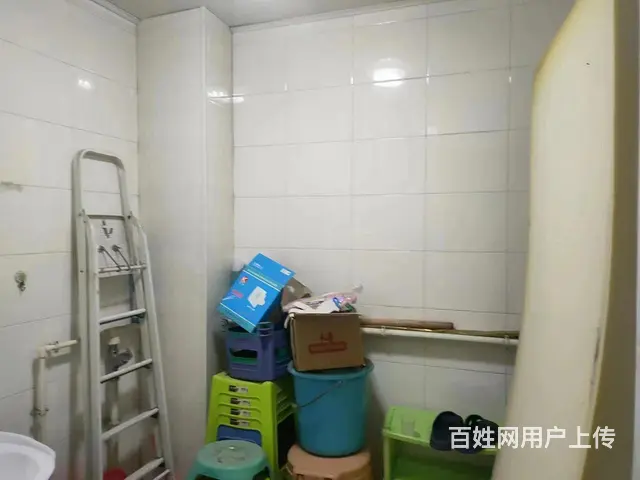 达活泉附近4层三居室带车库  普通住宅 精装修 - 图片 6