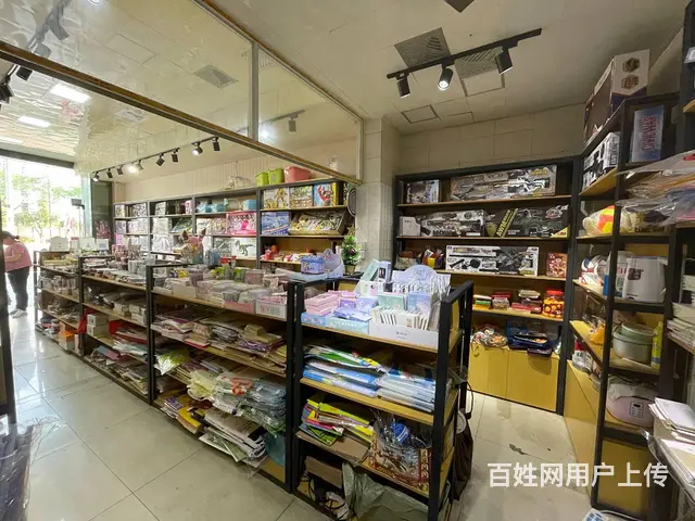 精选）航空港实验学校门口3年文具店转让 - 图片 2