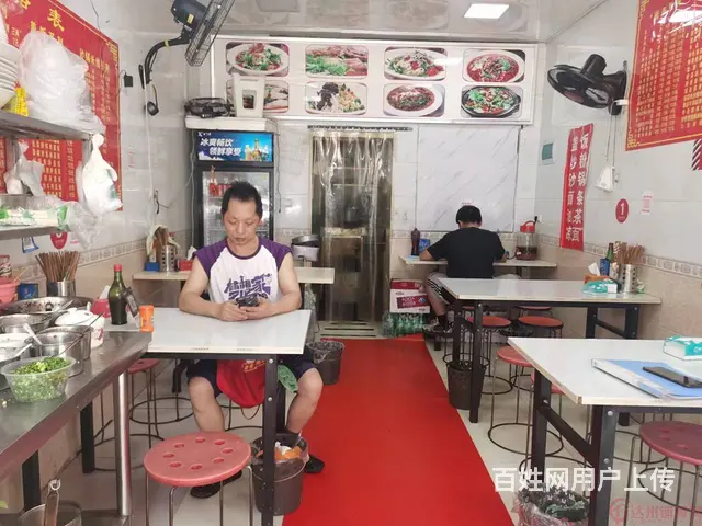 （达州铺源网）市内大西街名城家园酒店旁30面店转让 - 图片 2