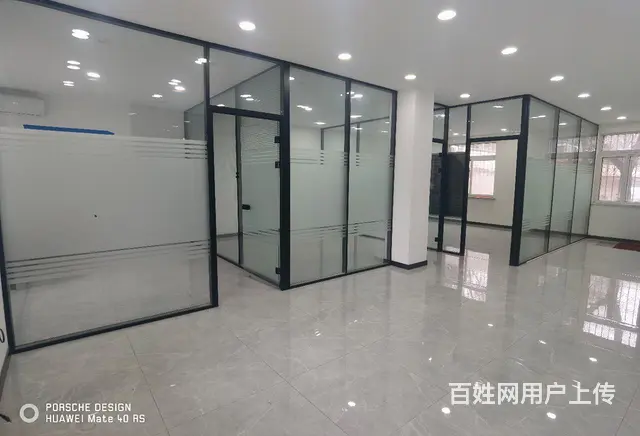90平临街办公楼出租有独立免费停车场 - 图片 8