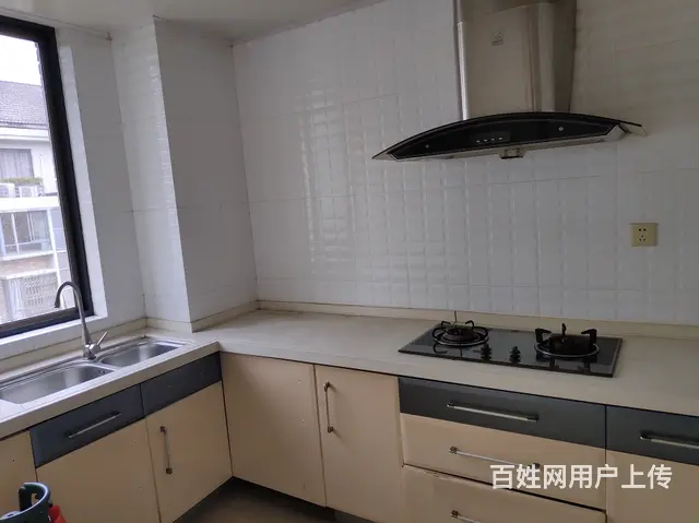 江南新城三室两厅两卫中等装璜房屋含柴间一起出售 - 图片 9