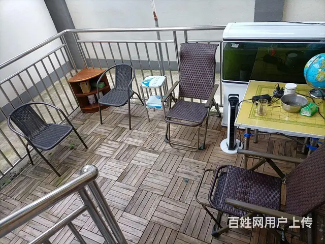 文庙商圈三室一厅一楼带花园 - 图片 1