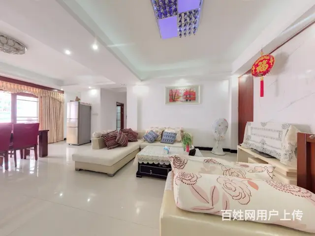 市政小区，小区管理，马赛克大三房，南向. - 图片 2
