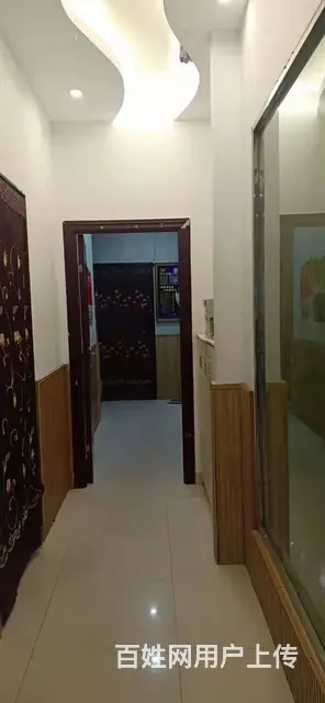 位置优越 人流量大 客源稳定 店内精装修 接手即可使用 - 图片 3