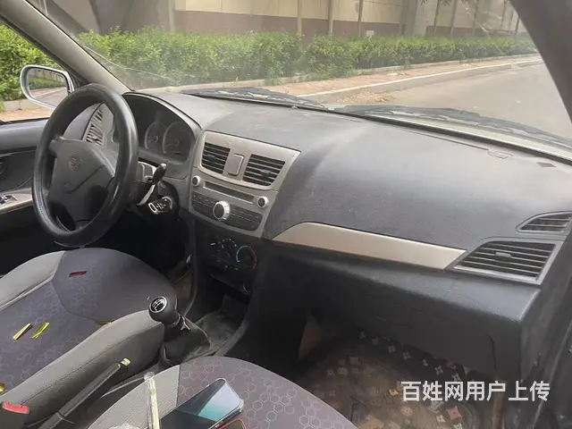 夏利 2012款 夏利N3-三厢 1.0 手动 舒适型 - 图片 4