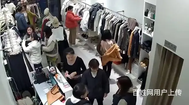 （老板本人）空转2.6W，汽车东站高档成熟小区临街旺铺转让 - 图片 2