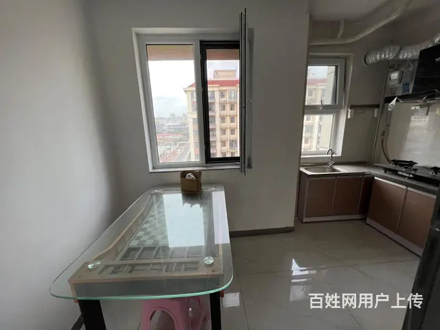 临港 天亿学府 精装三室 有电梯 家具家电齐全 - 图片 7