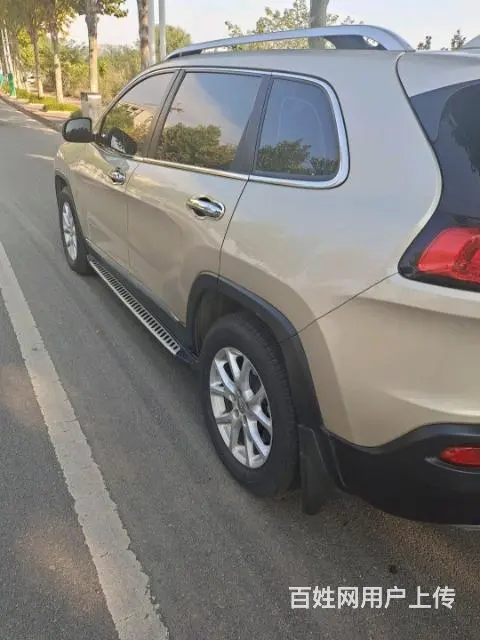 Jeep 自由光 2016款 2.4 手自一体 专业版+智能 - 图片 2