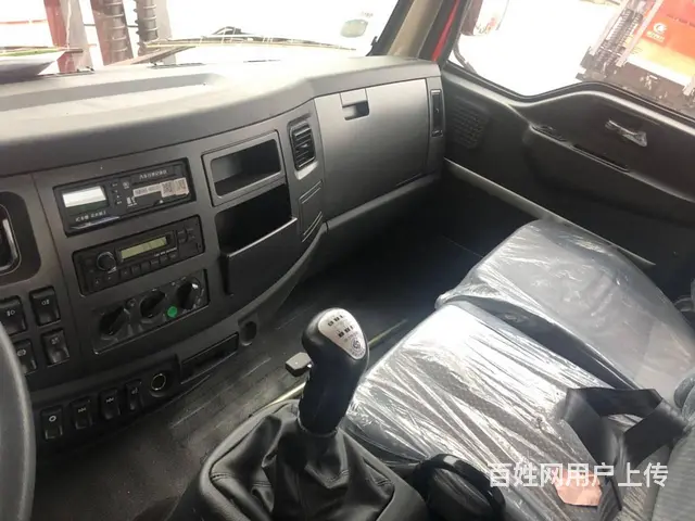 东风后八轮平板拖车拉30吨玉柴270马力厂家直销 - 图片 9