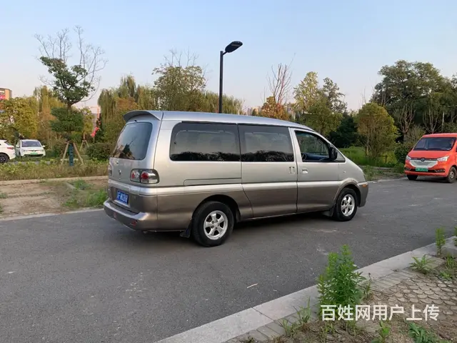 风行 菱智 2010款 菱智Q7 2.0 手动 长轴标准型7 - 图片 4