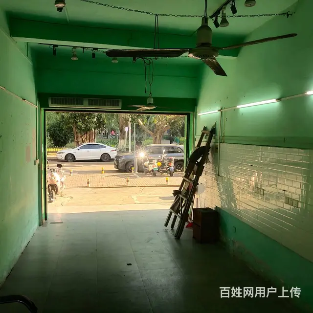 （51旺铺推荐）国贸华海路口临街64平（上下层）铺面空转 - 图片 2