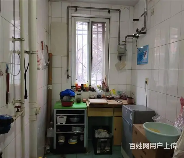 （搜铺）转让秦岭市场西门对面68平米修脚店（有暖气可空转） - 图片 5