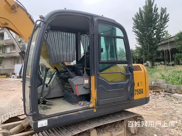 20年4月出厂手续齐全的徐工75实表4000小时价 - 图片 3
