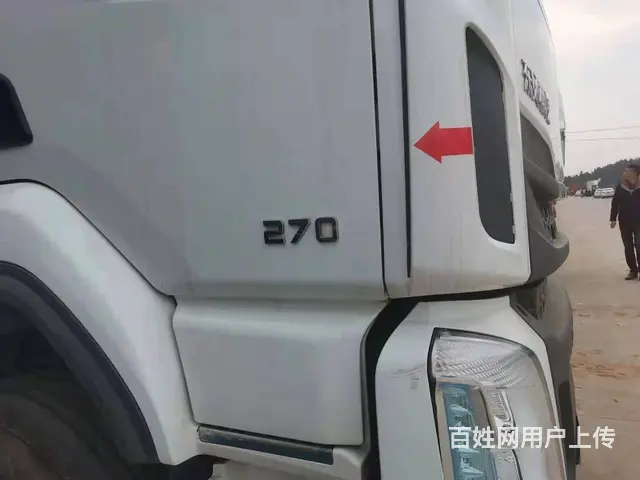 国五载货车柳汽乘龙H5前四后四箱式货车270马力 - 图片 3