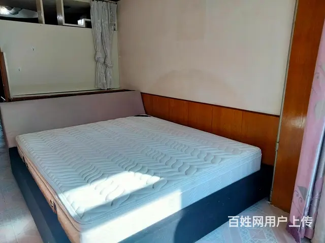 桃花街华茂小区4楼二室一厅出租1500 - 图片 2