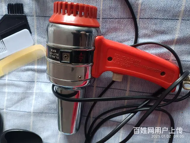 17.女士《染发用具》吹风机，烘干帽子等等。共计2 - 图片 4