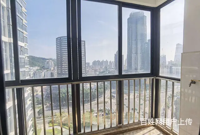 拱北关口恒虹世纪广场电梯精装3房2厅出租，租价5000。 - 图片 10