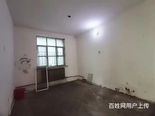 八里铺板块一楼带小院70平三室一厅清水房 - 图片 7