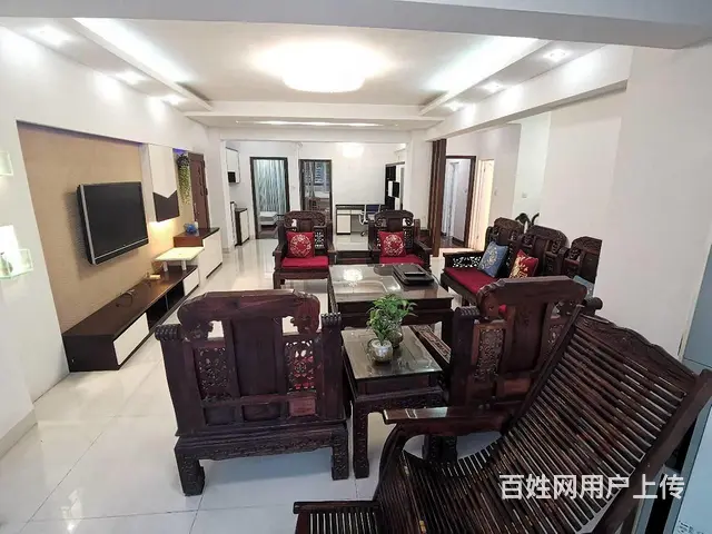 一中陪读安静大3房 南北通透大露台 自住装修有意可谈 有钥匙 - 图片 1