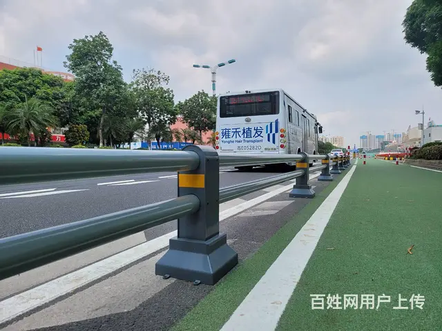 景区道路安全围栏 实体护栏源头厂家 城市交通防护栏 - 图片 5