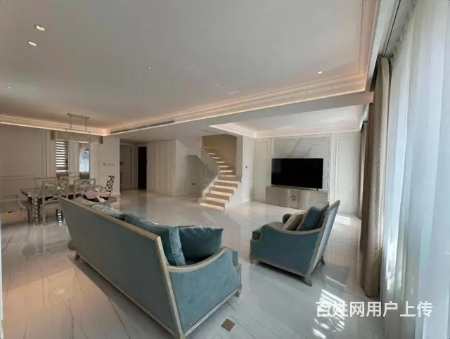 上新外滩首 府上叠 已扩 使用200米 美克美家 看房方便 - 图片 1