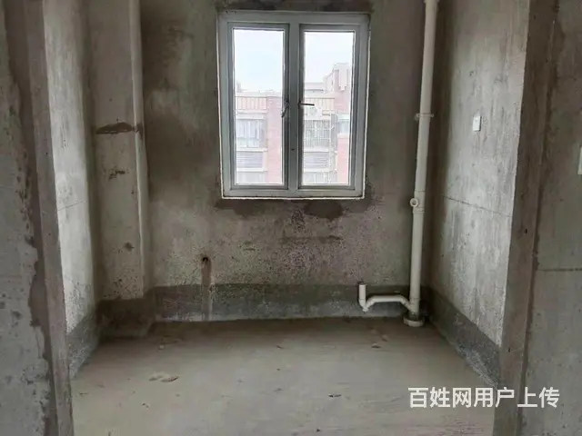 高盛唐郡大两室毛坯即买即装修随时看房！ - 图片 2