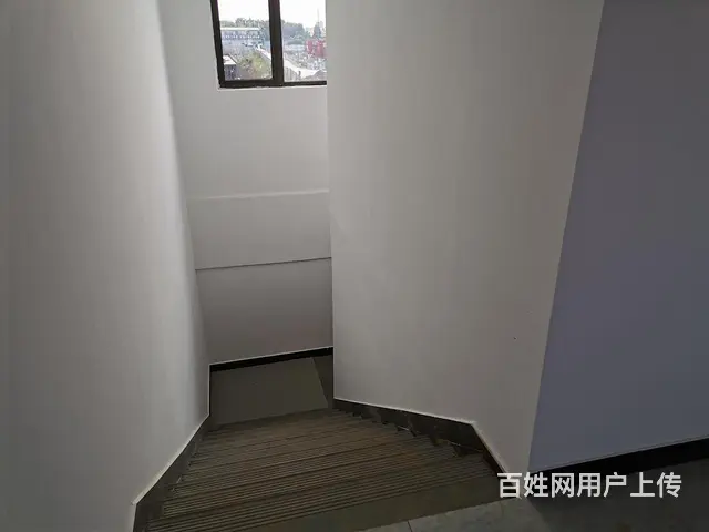 高铁轻轨口明湖原著商铺84平一拖二明湖中学旁唯一商业 - 图片 3